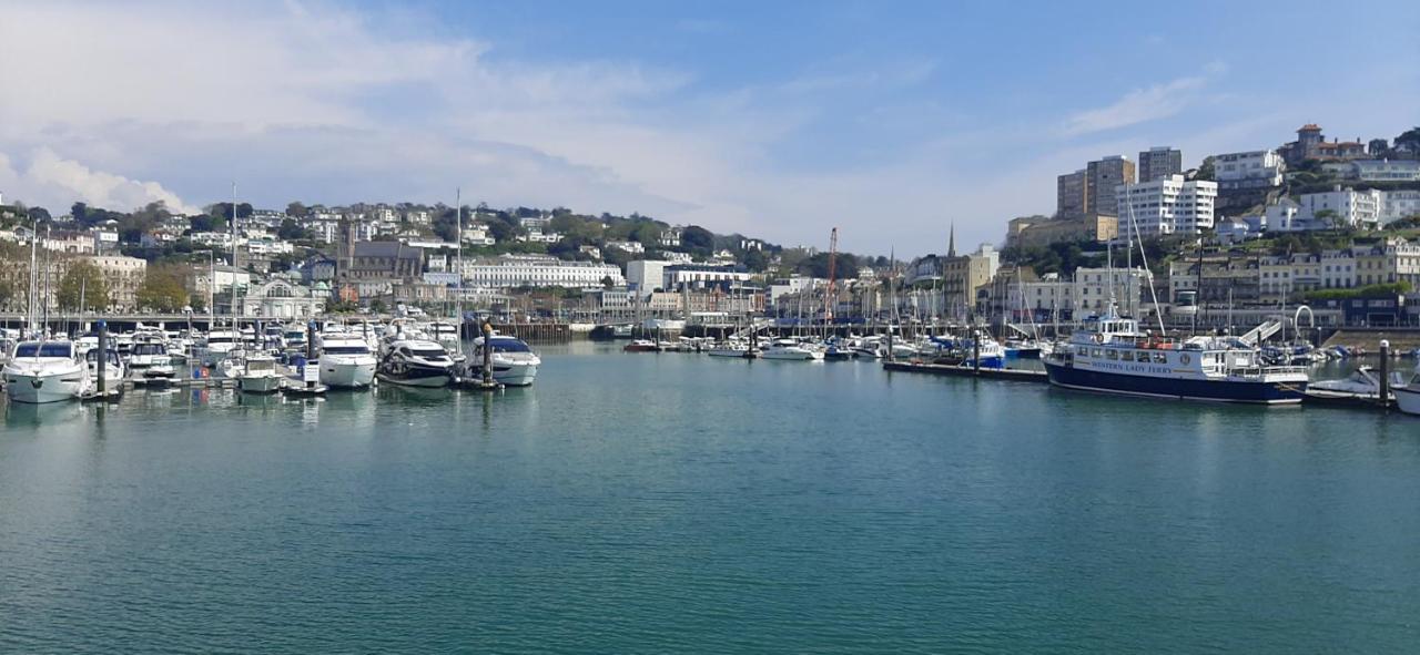 Rare Luxury Harbourview Apartment Sleeps 6 Torquay Exteriör bild