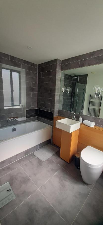 Rare Luxury Harbourview Apartment Sleeps 6 Torquay Exteriör bild